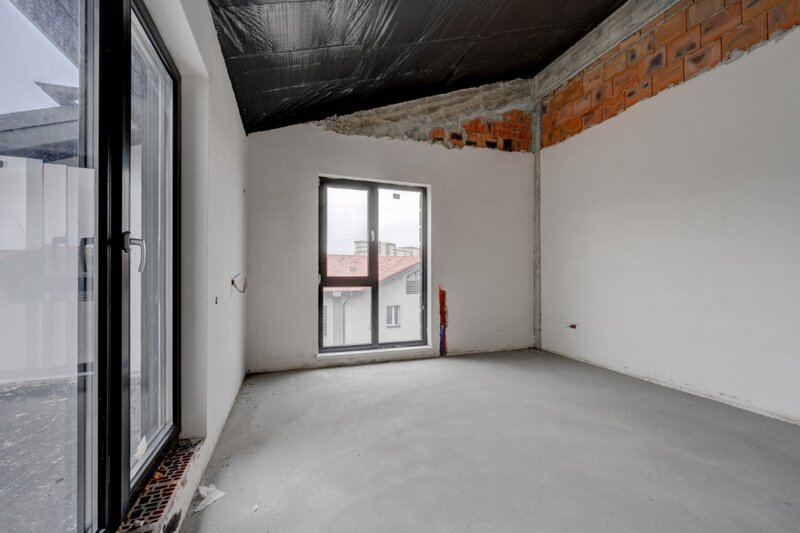 Pacii Se preda finisata - 4 bai - 3 dormitoare - curte - parcare -  metrou Pacii